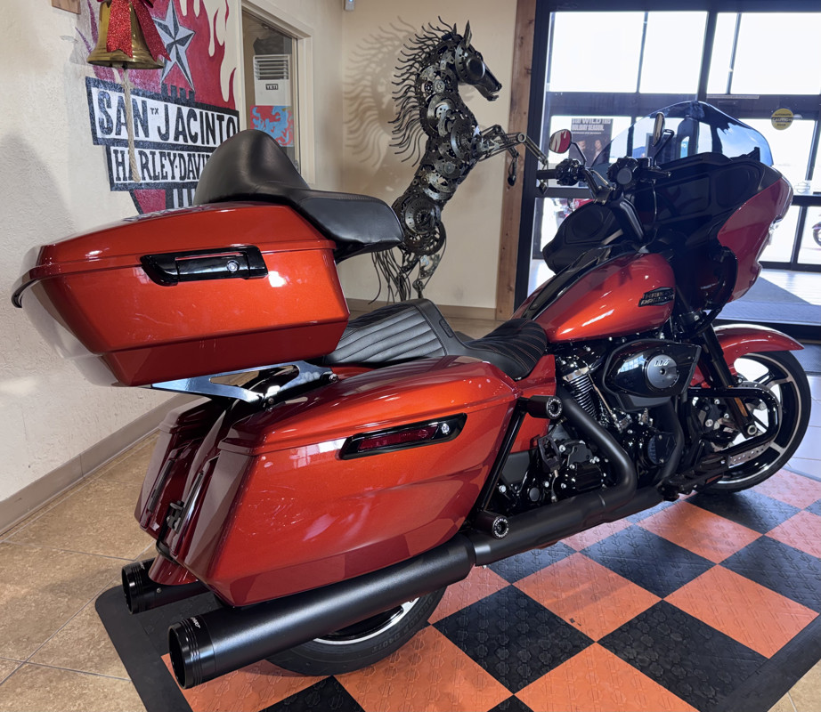 Road Glide®