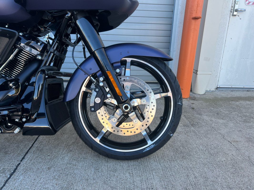 Road Glide®