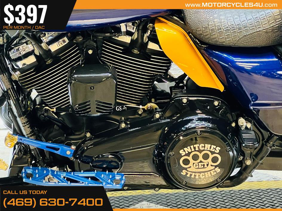Road Glide®