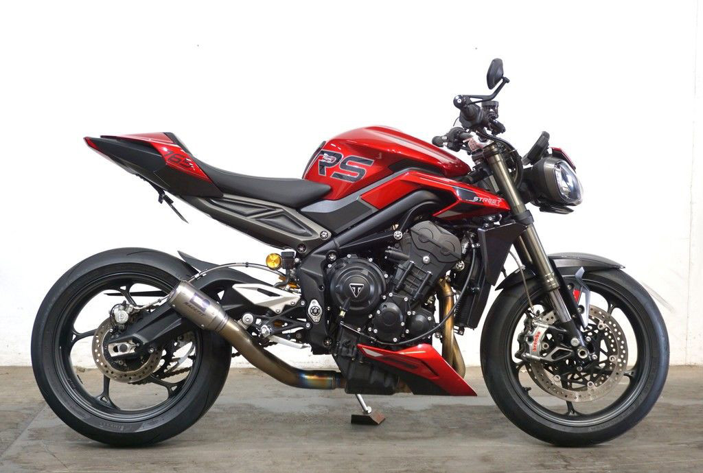 Street Triple RS
