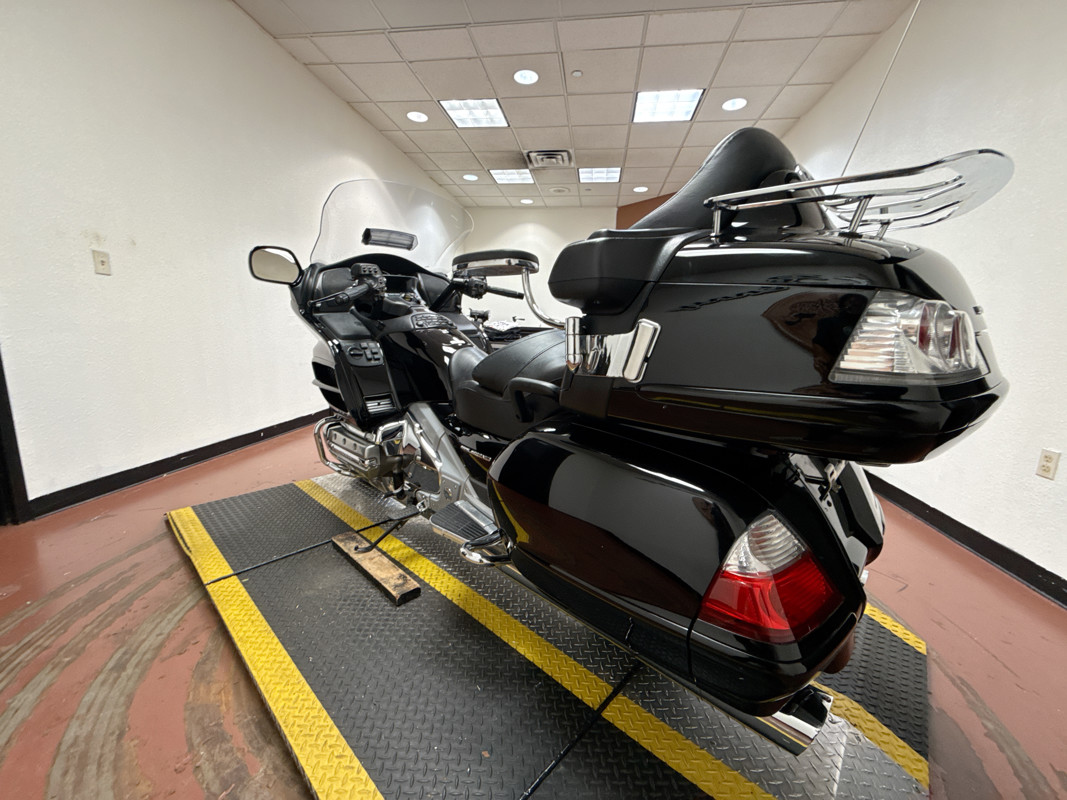 Gold Wing Airbag
