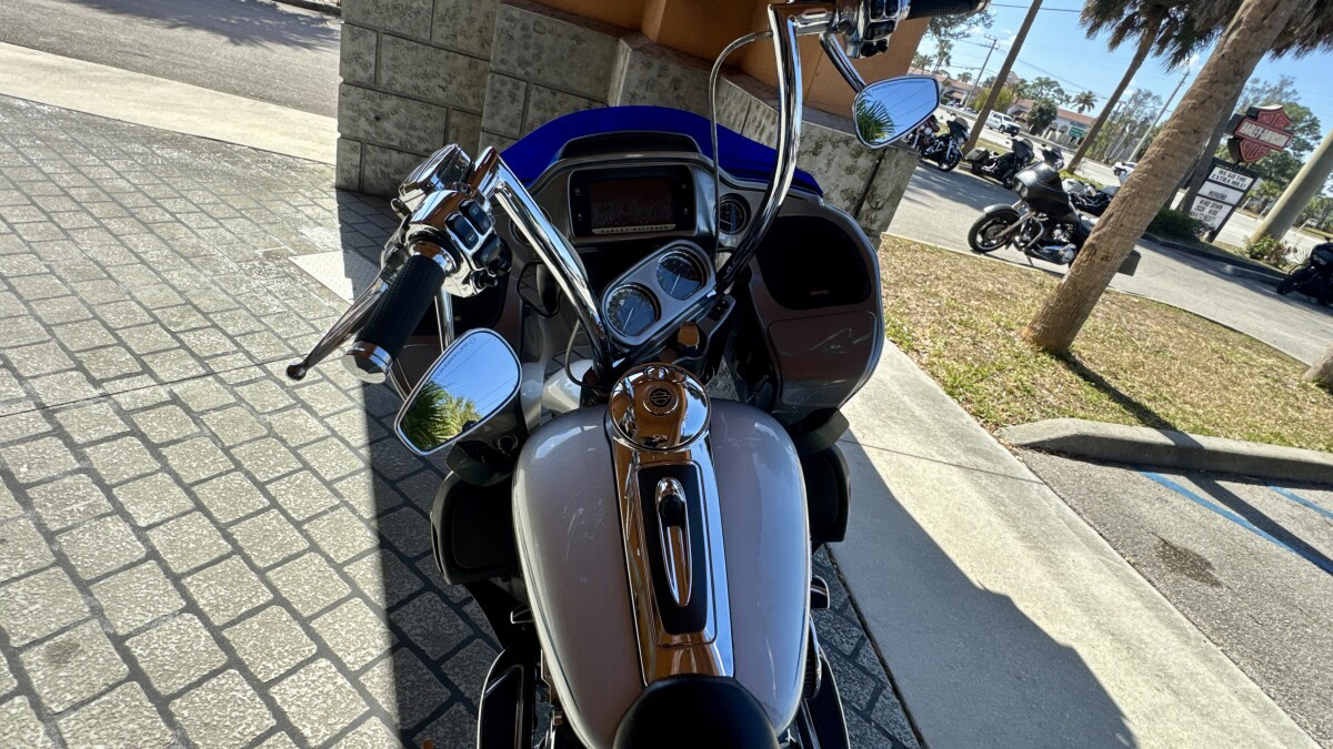 CVO® Road Glide® Ultra