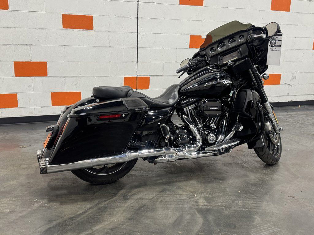 CVO® Street Glide®