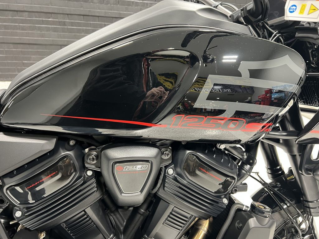 Pan America® 1250 ST