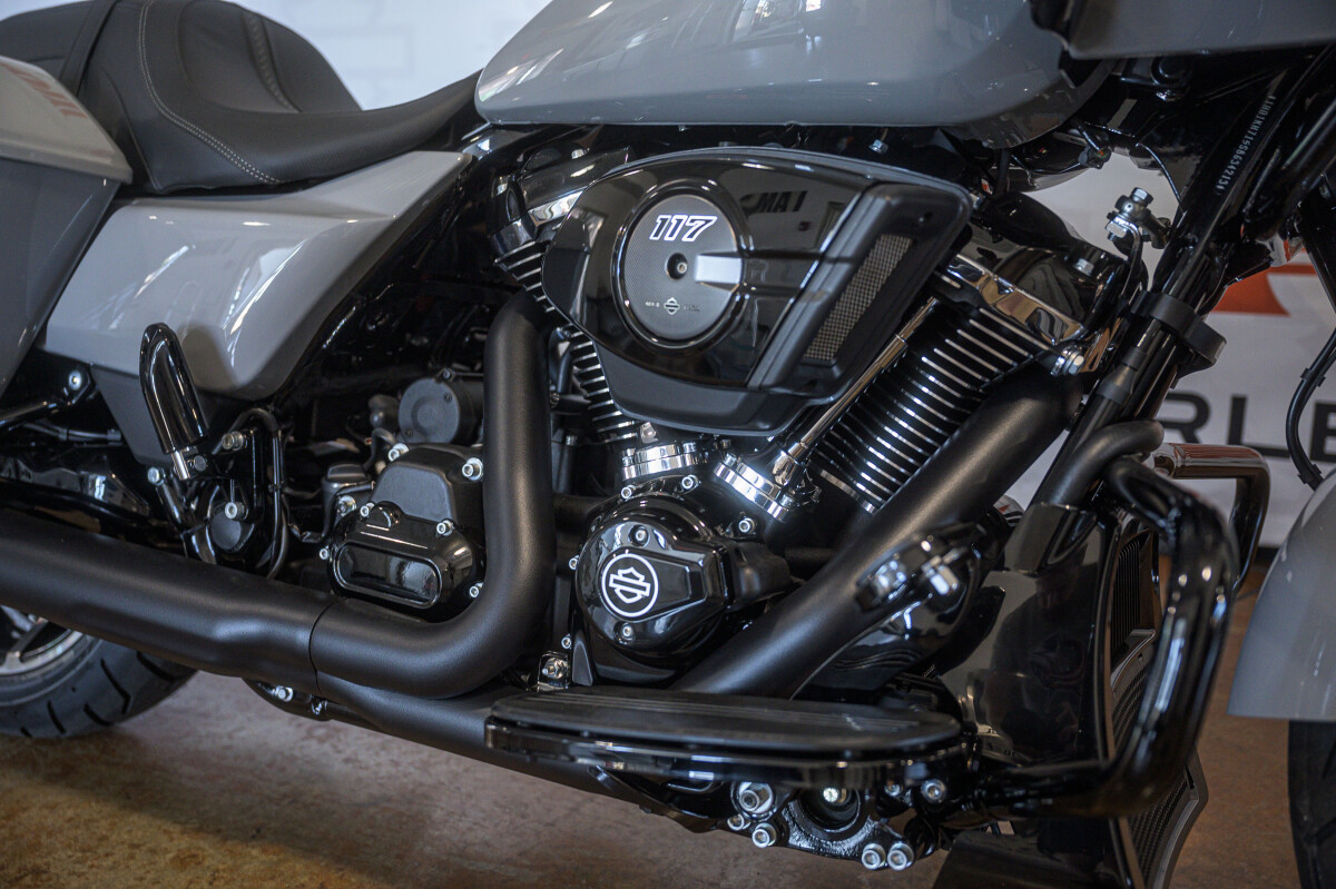 Road Glide®