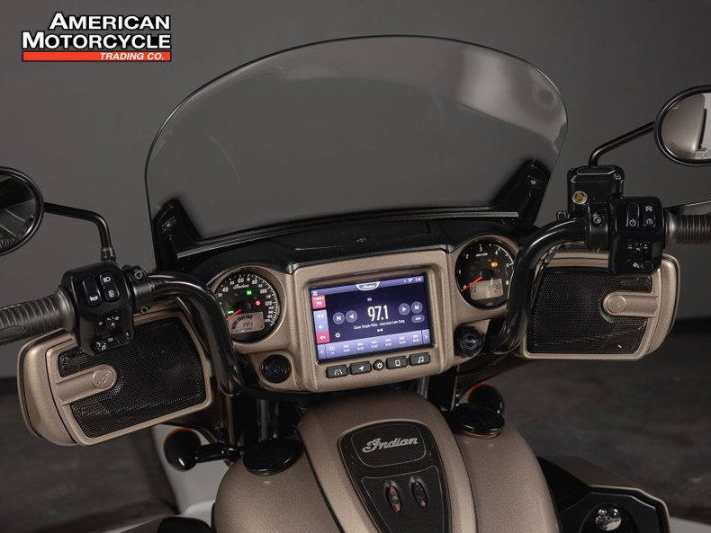 Roadmaster Dark Horse