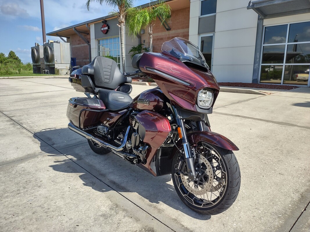 CVO® Street Glide®