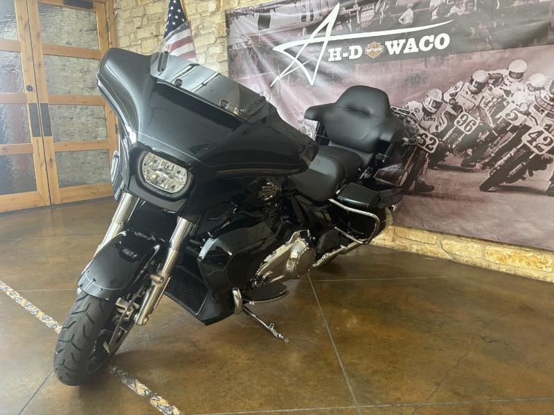 Street Glide® Ultra
