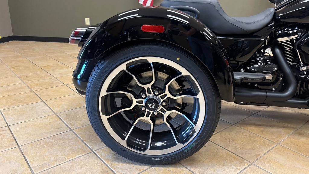 Road Glide® 3