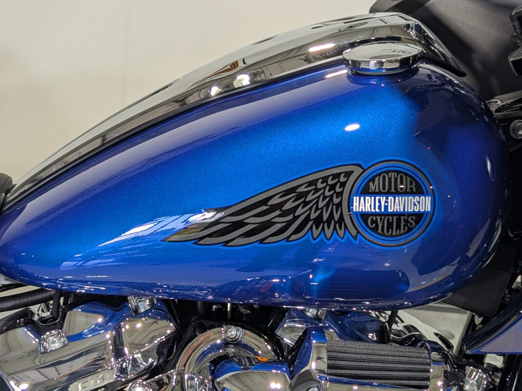 Low Rider® ST