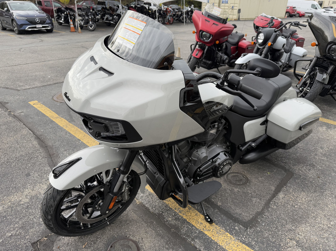 Challenger Dark Horse 112