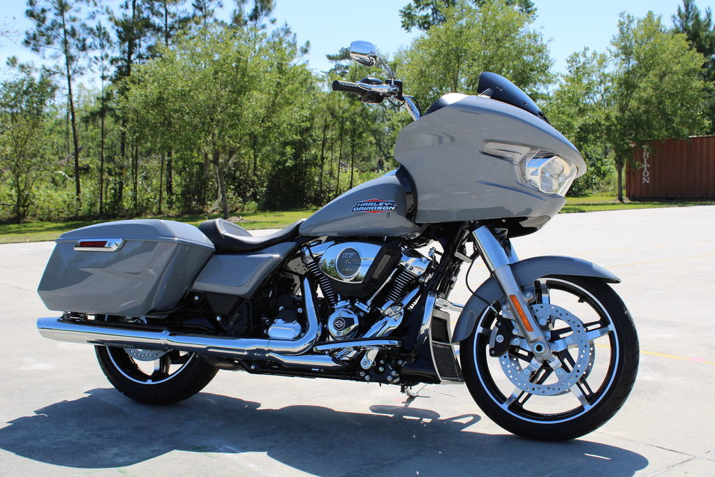Road Glide®