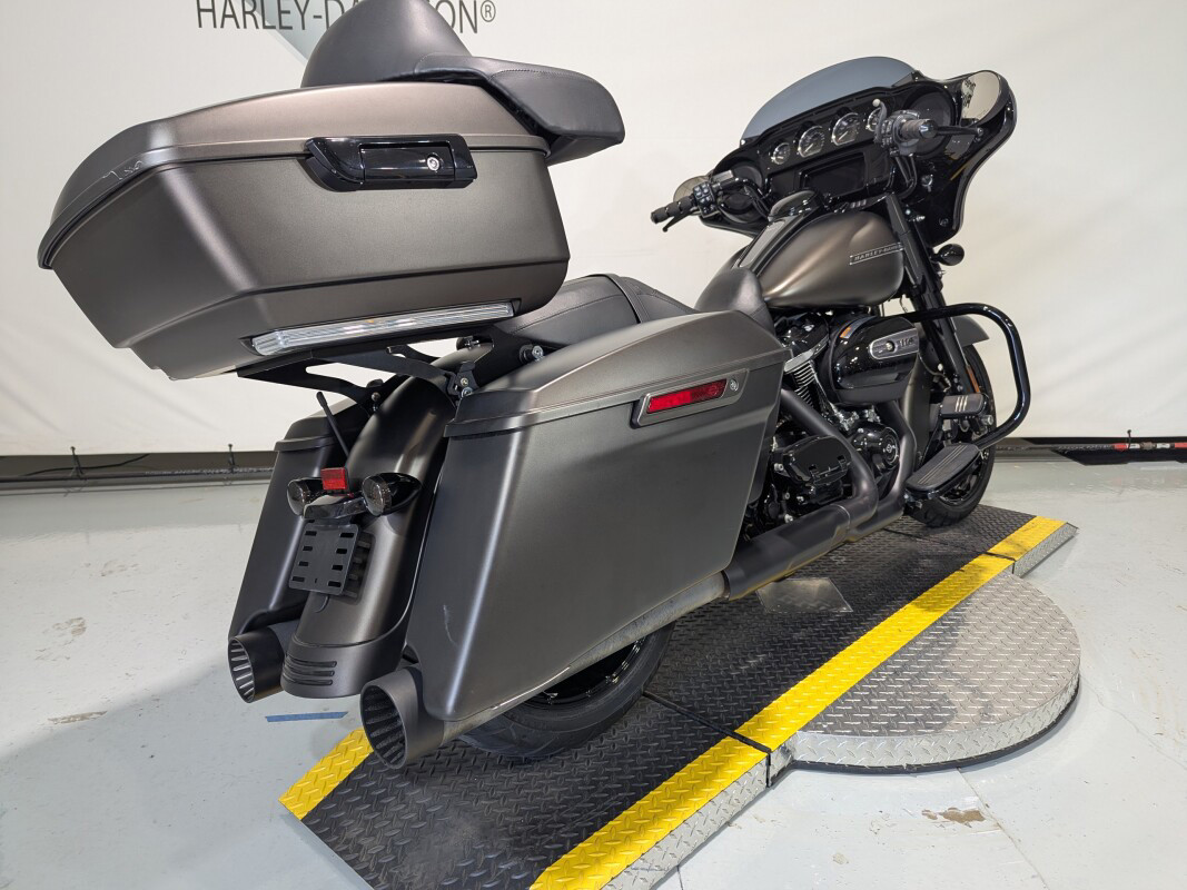 Street Glide® Special