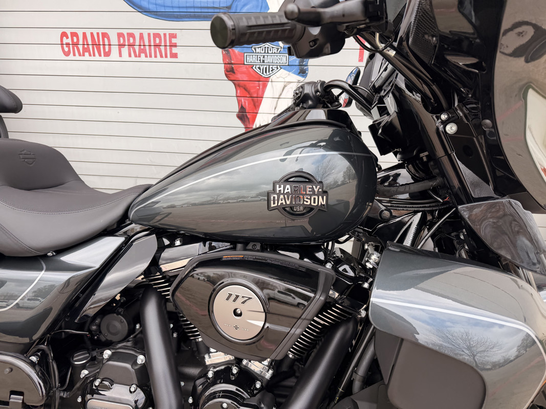 Street Glide® Limited