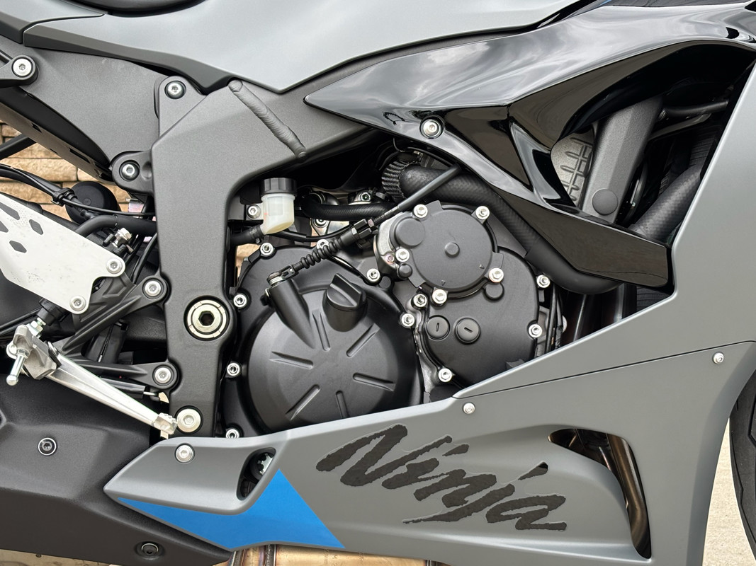 Ninja ZX-6R