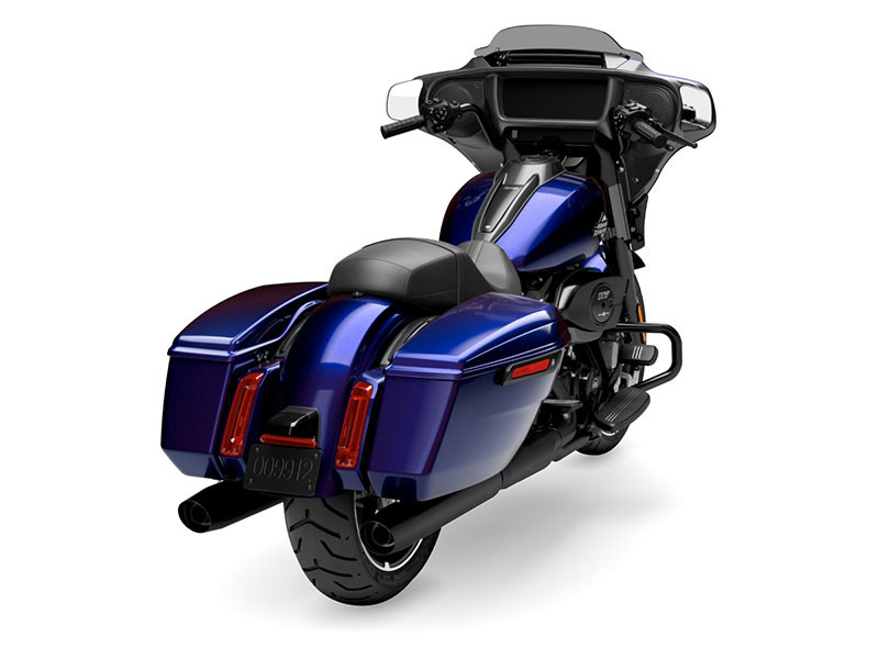 Street Glide®