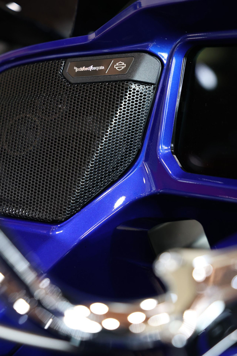 CVO® Road Glide®