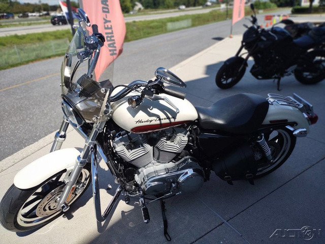 Sportster® 883 SuperLow™