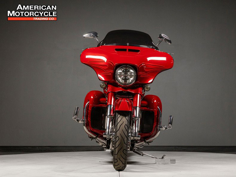 CVO® Street Glide®