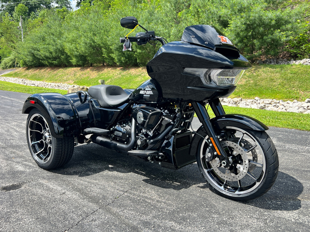 Road Glide® 3