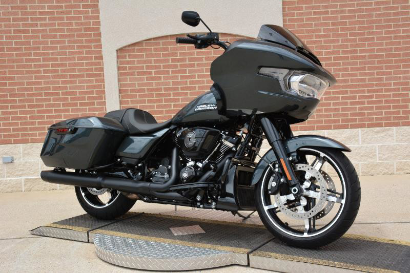 Road Glide®