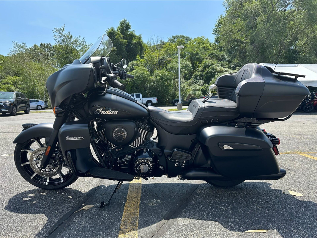 Roadmaster Dark Horse