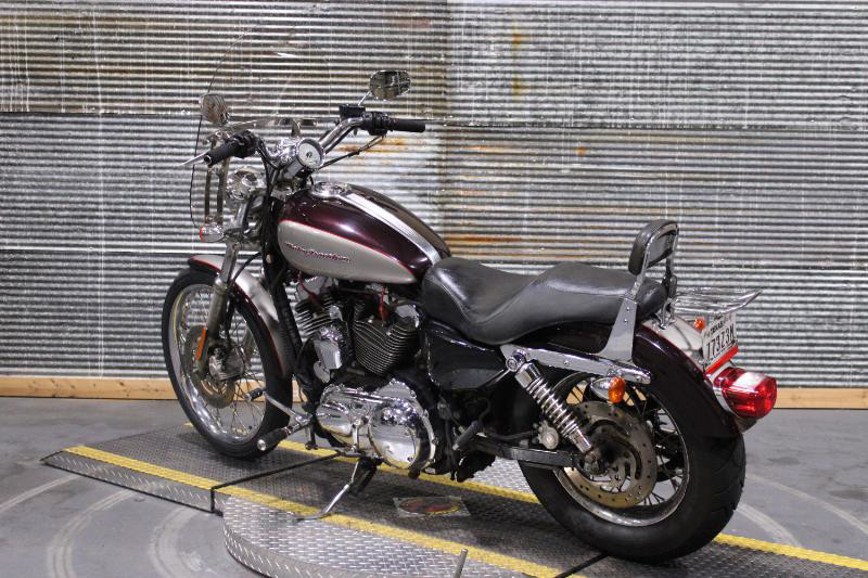 Sportster® 1200 Custom 