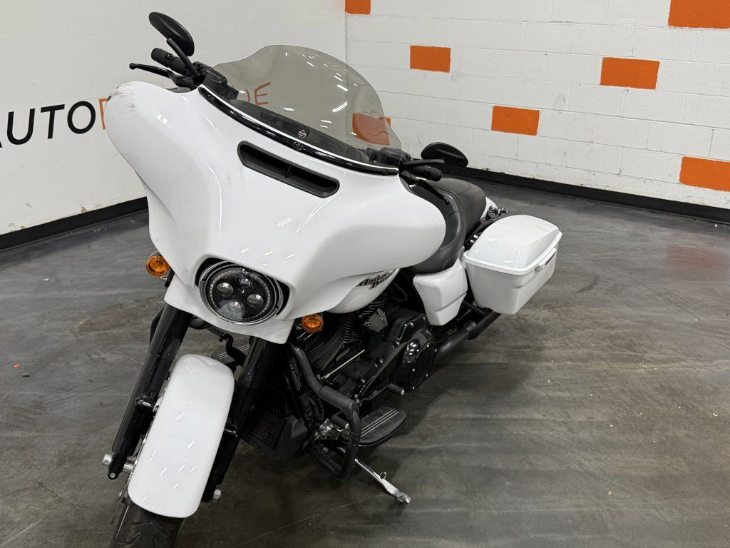 Street Glide® Special