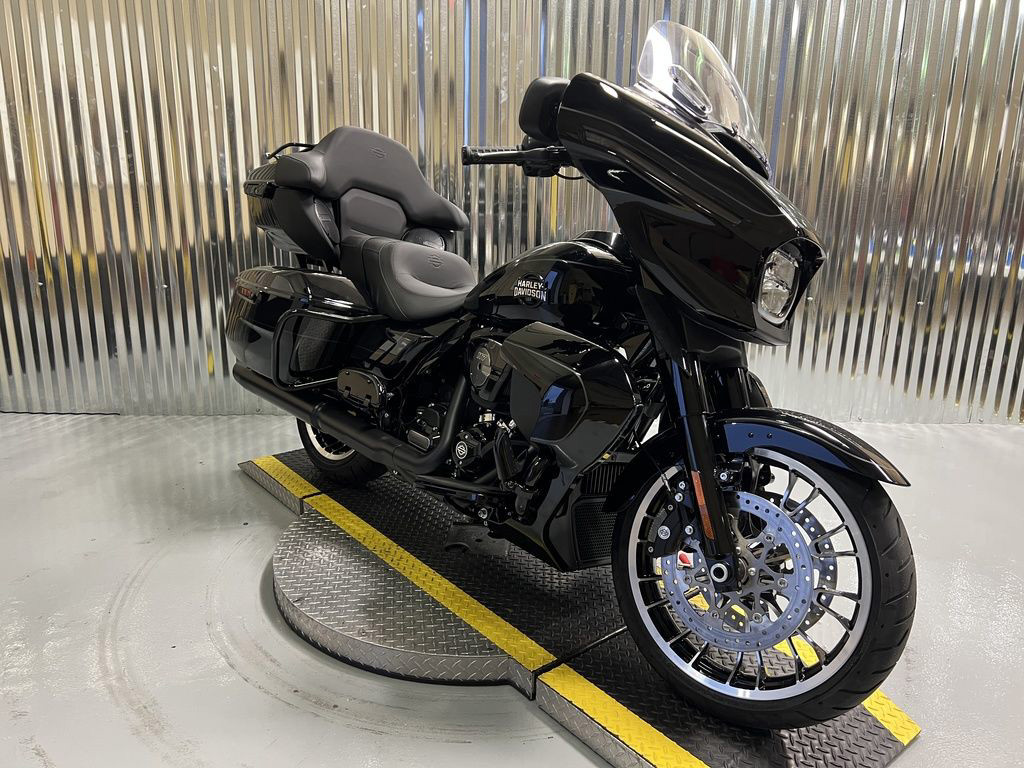 Street Glide® Limited