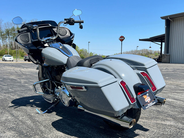 Road Glide®