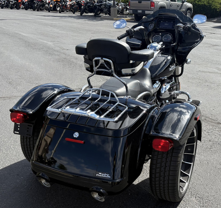 Road Glide® 3