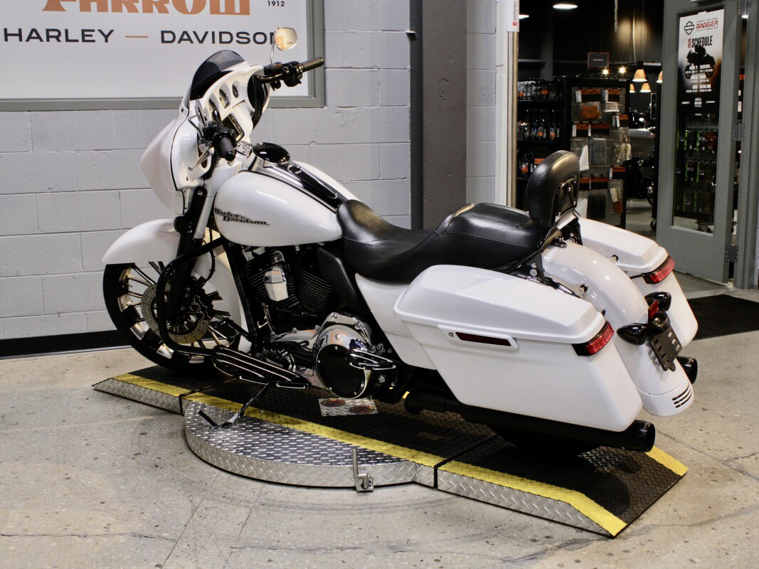 Street Glide® Special