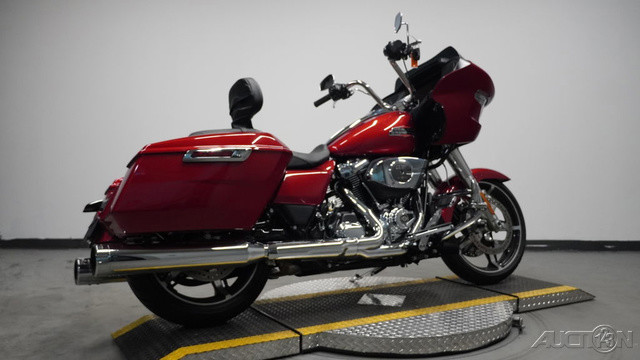 Road Glide®