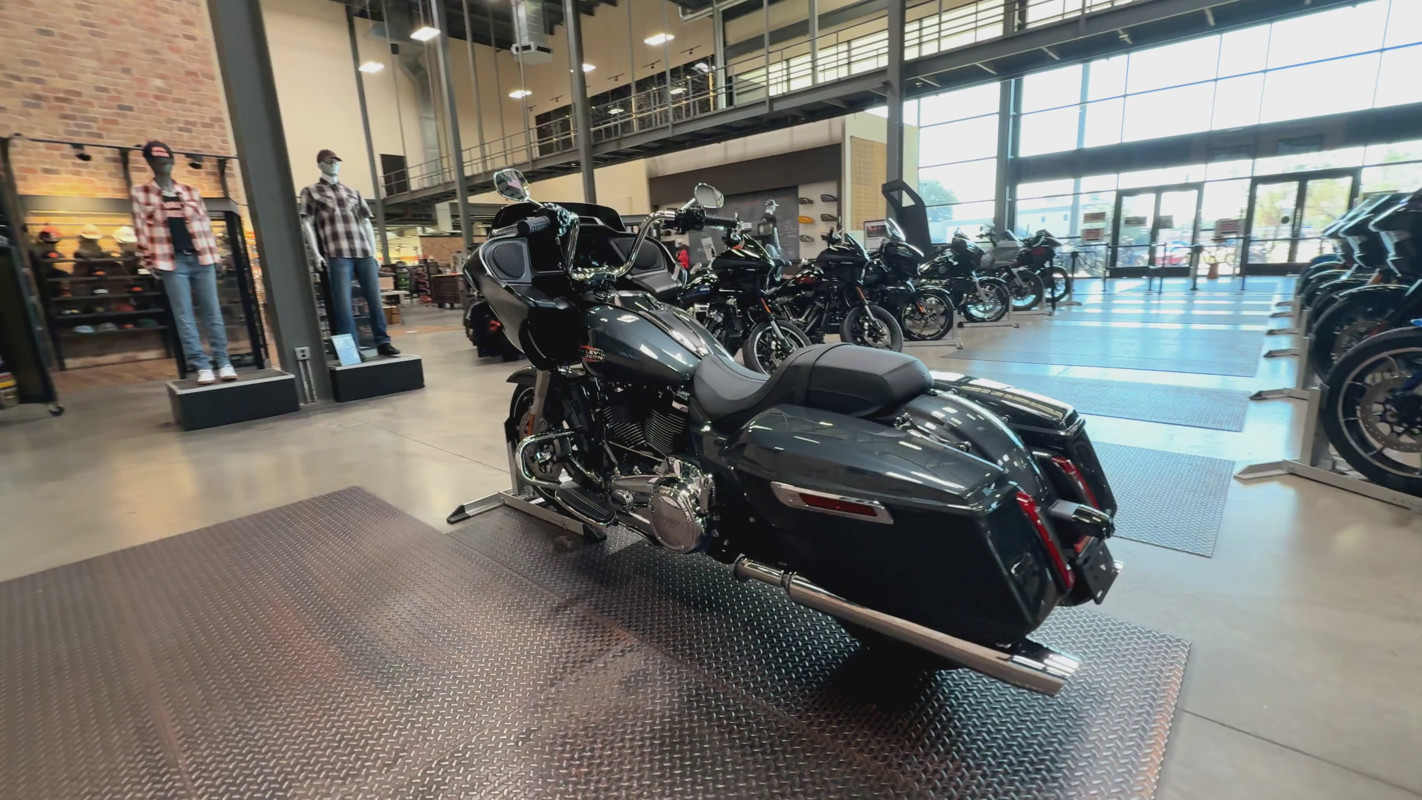 Road Glide®