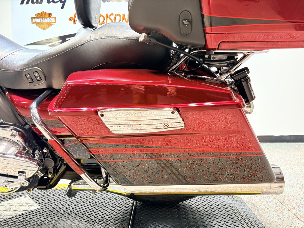 CVO™ Road Glide® Ultra