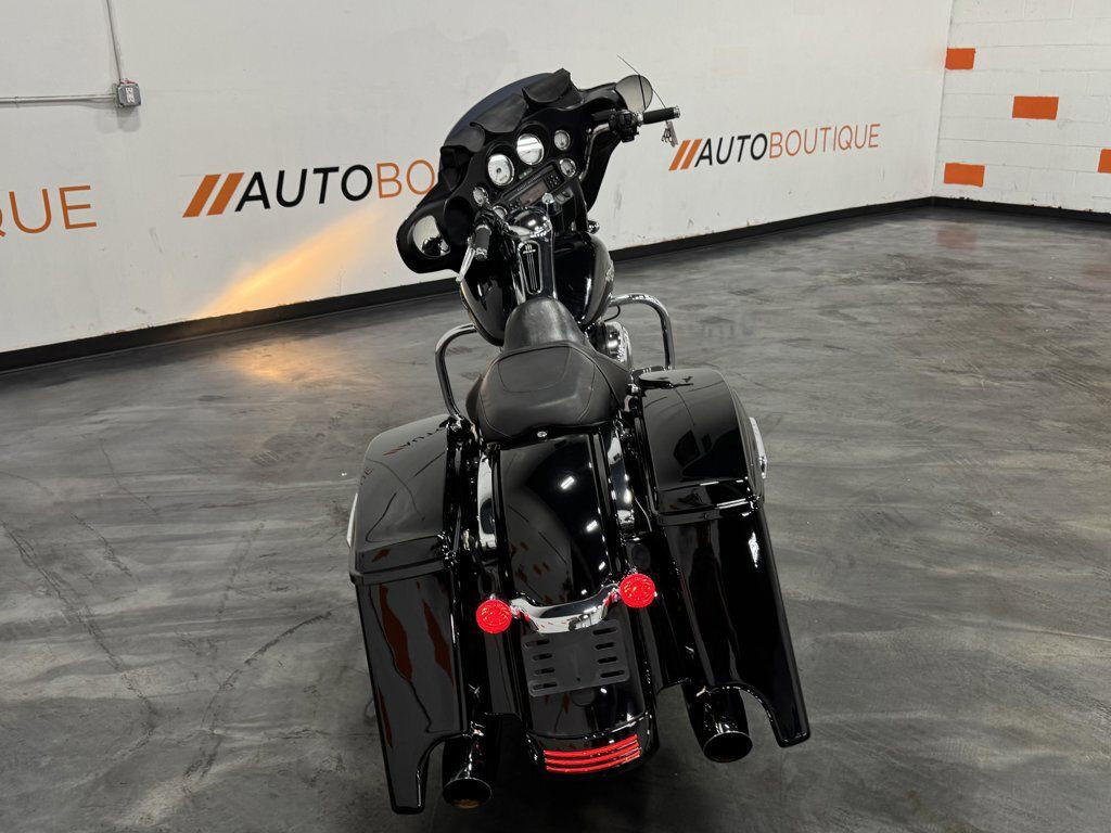 Street Glide®