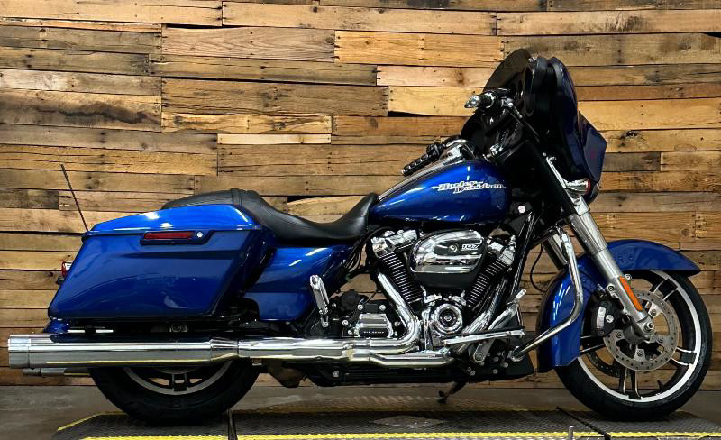 Street Glide®
