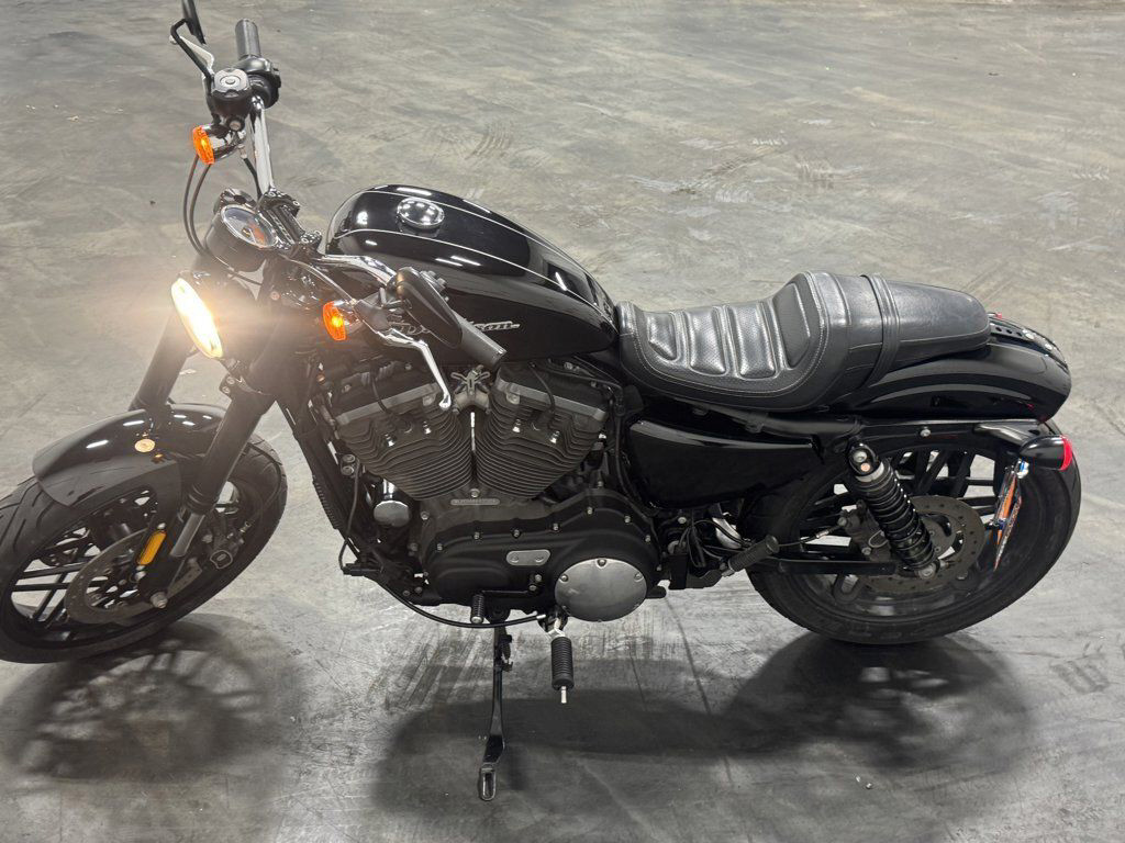 Sportster® Roadster®