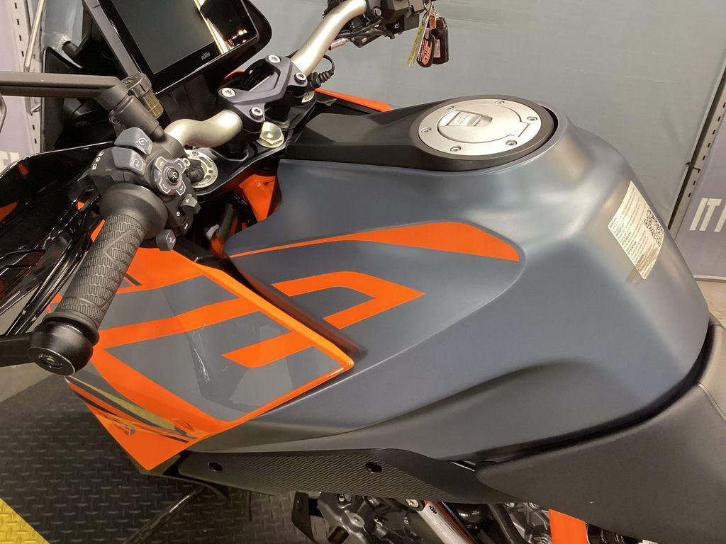 1290 Super Duke GT