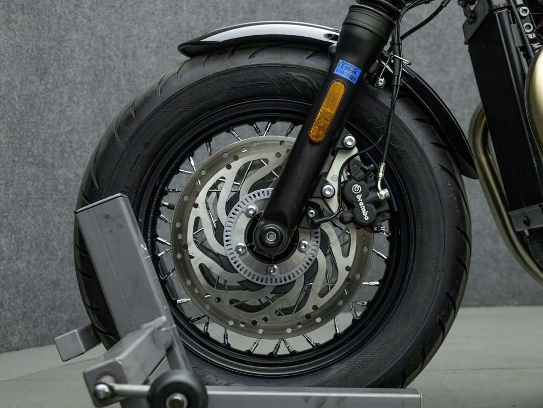 Bonneville Bobber