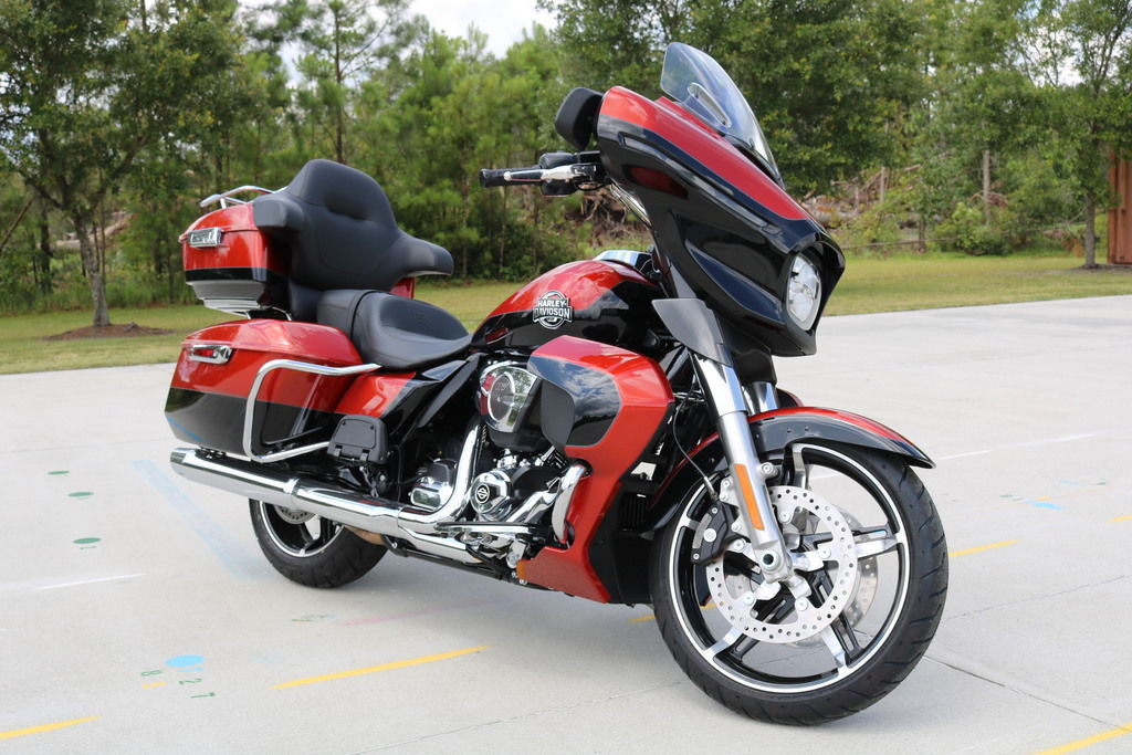Street Glide® Ultra