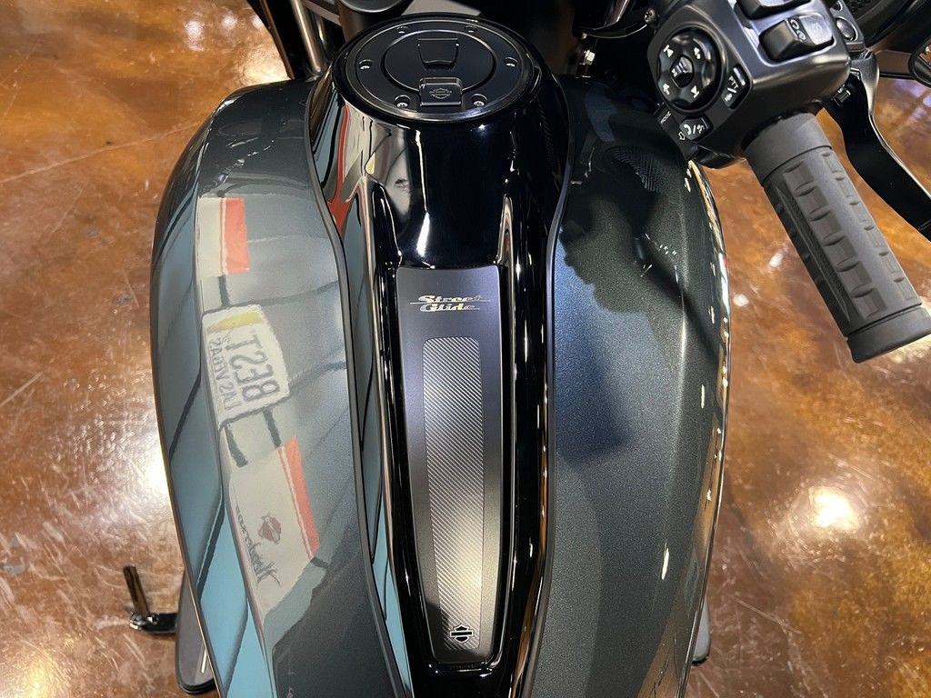 Street Glide®