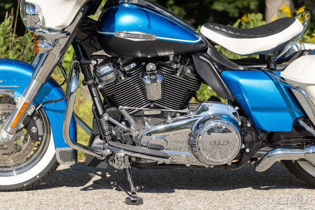 Electra Glide® Revival