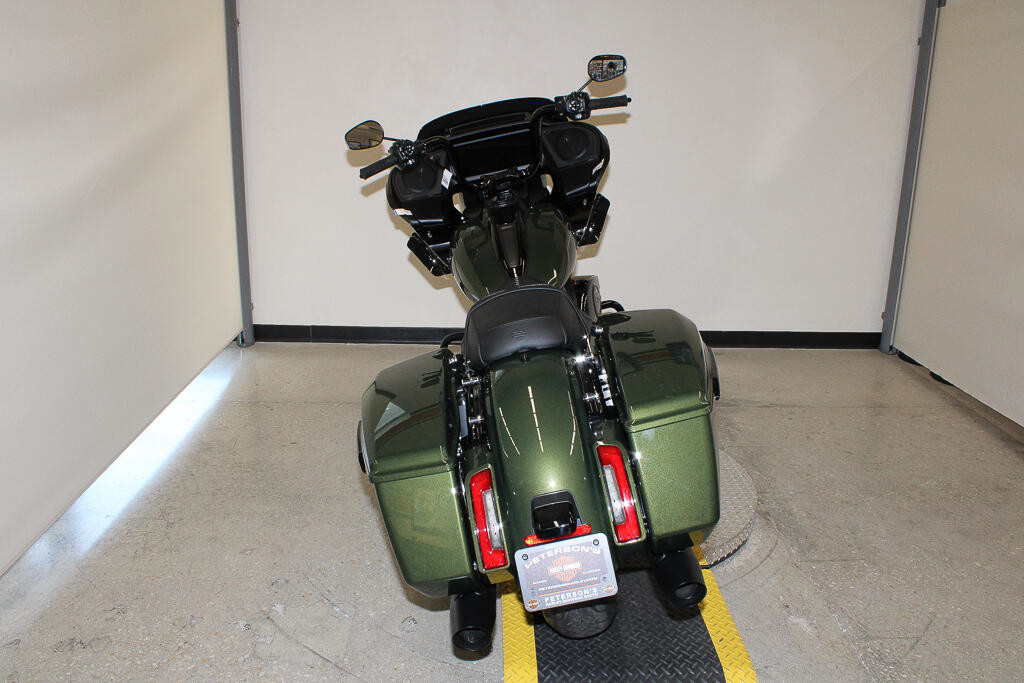 Road Glide®