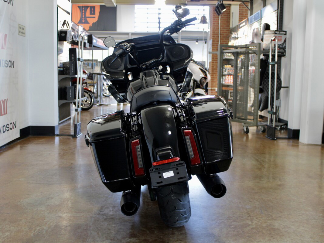 Road Glide®