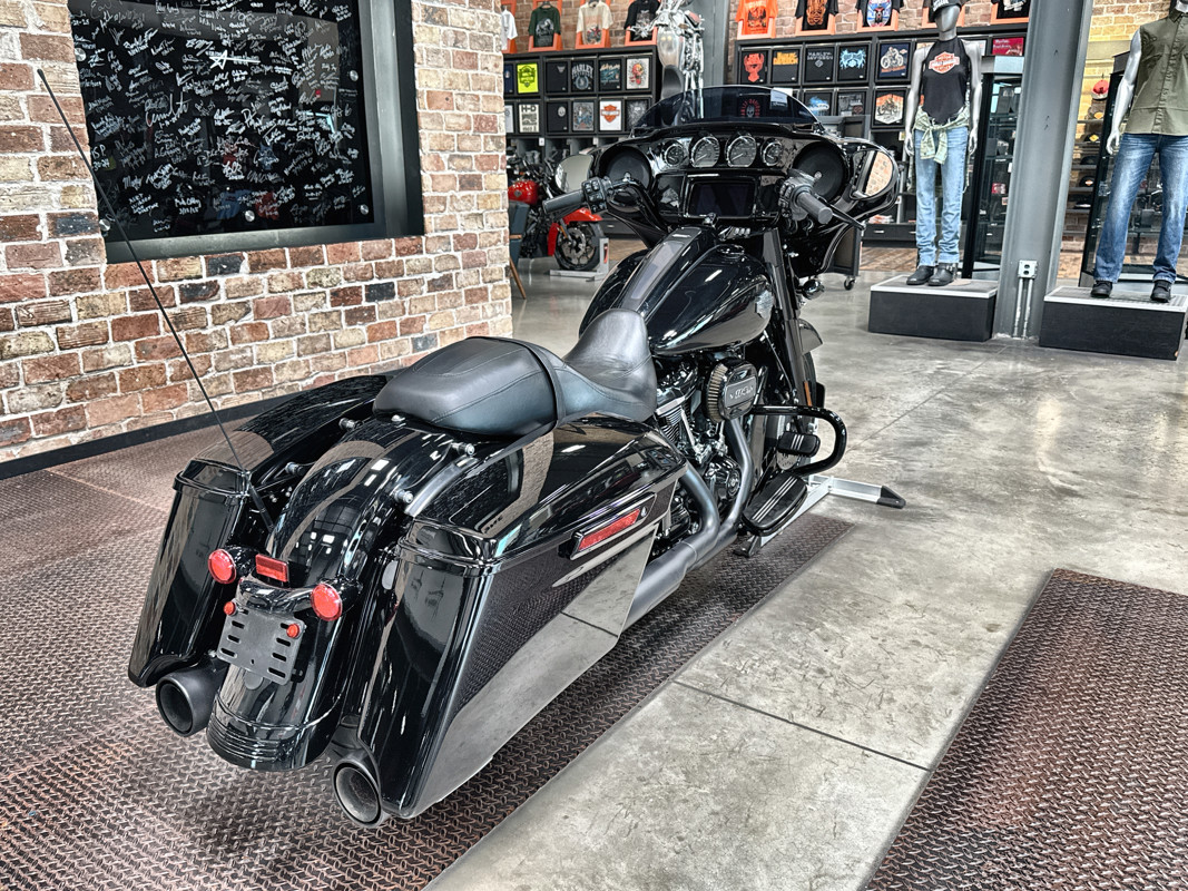 Street Glide® Special