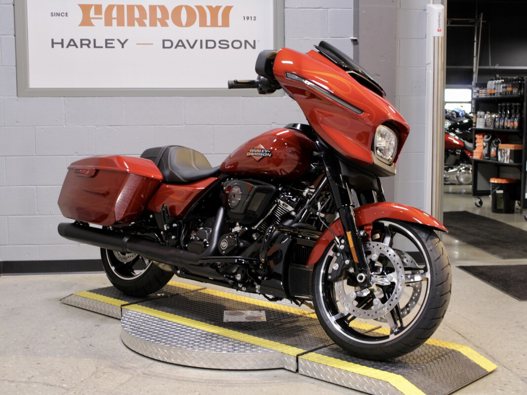 Street Glide®