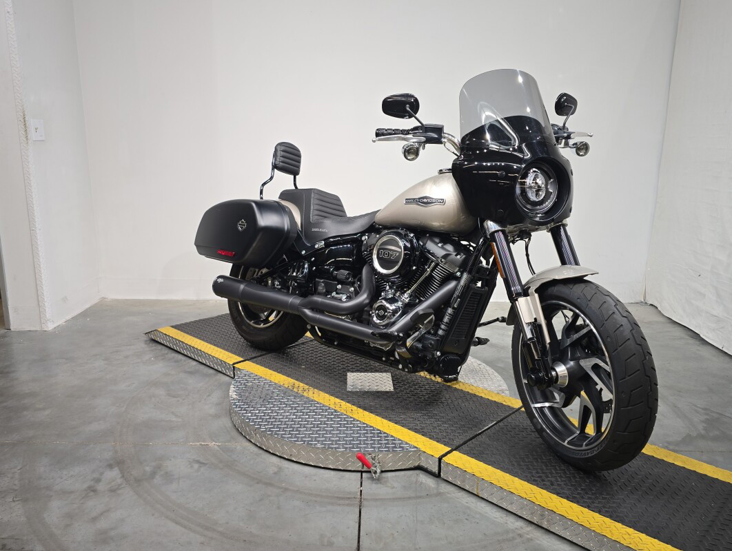 Softail® Sport Glide®