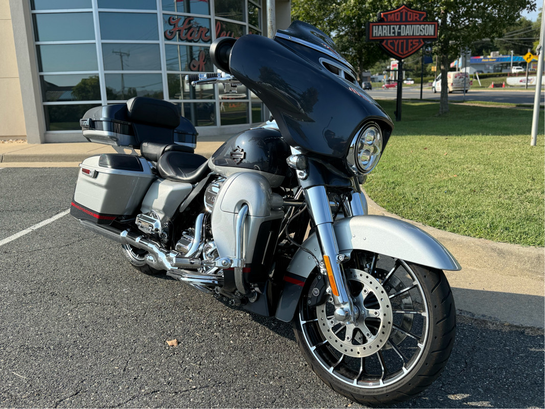 CVO® Street Glide®