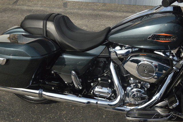 Street Glide®